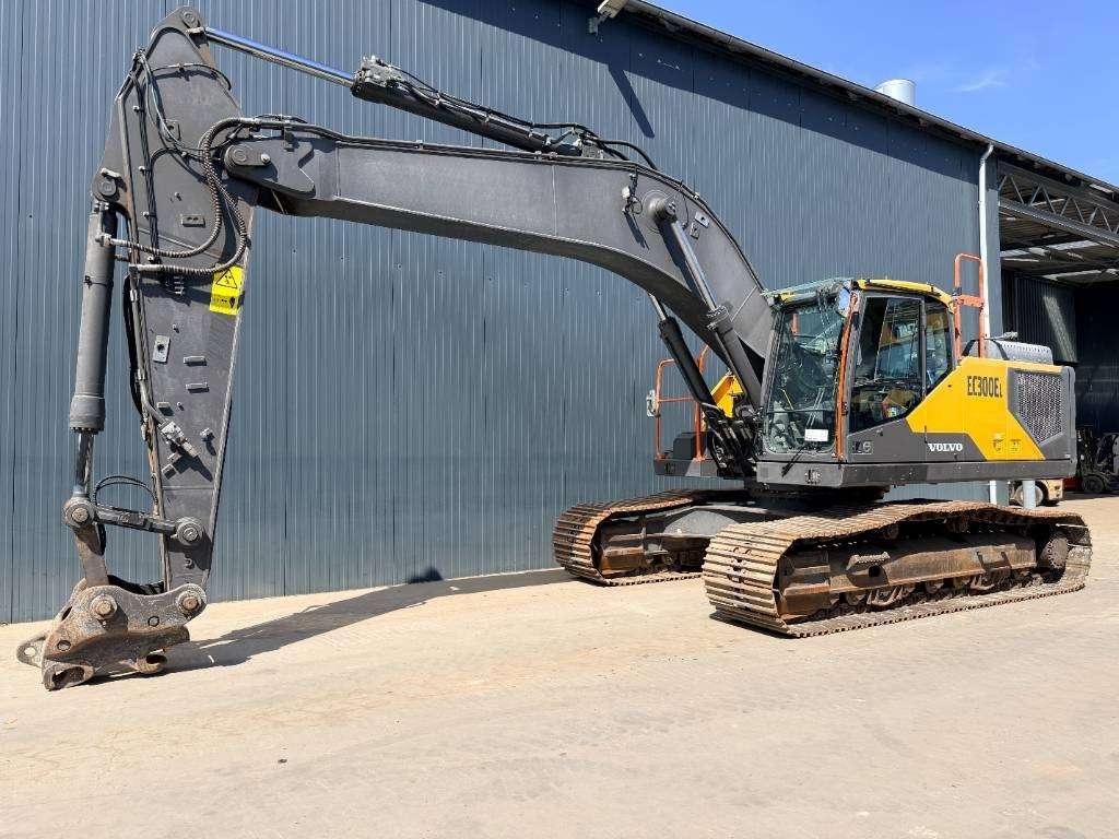 Volvo EC300E L Photo 14