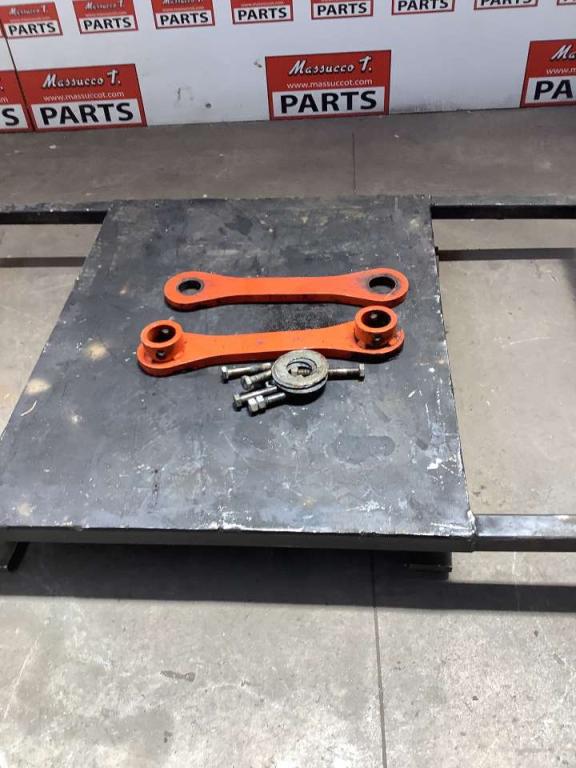 Engine connecting rod for Hitachi ZX85US Photo 1