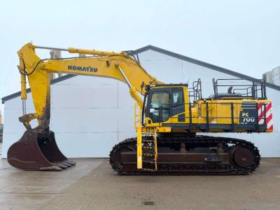 Komatsu PC700LC-8EO Adjustable Undercarriage / Hydr Stairs sold by Boss Machinery