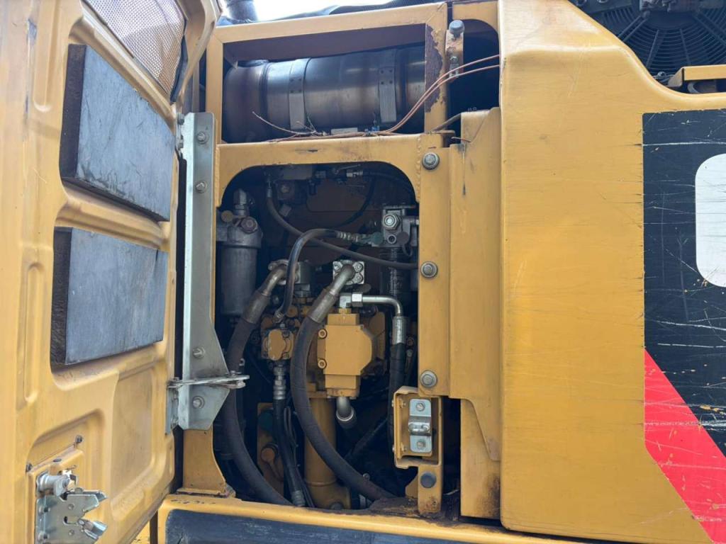 Caterpillar 320ELRR Photo 29