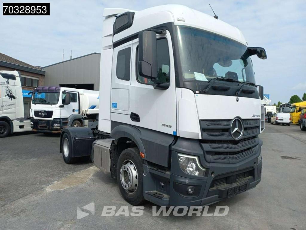 Mercedes-Benz Actros 1842 4X2 RHD Unused! ClassicSpace Photo 7
