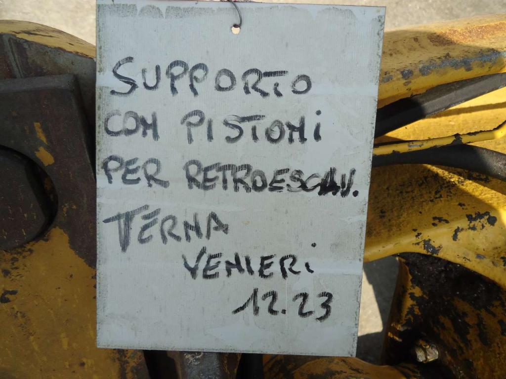 Backhoe Support for Venieri 12.23 Photo 5