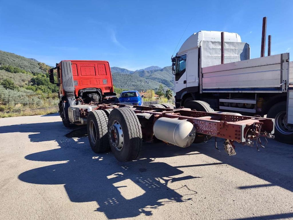 Iveco STRALIS HI-STREET 260S31 Photo 19