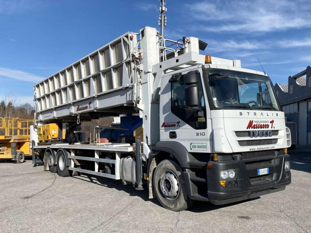 Iveco 310 EEV Photo 11