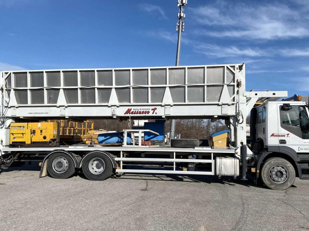 Iveco 310 EEV Photo 14