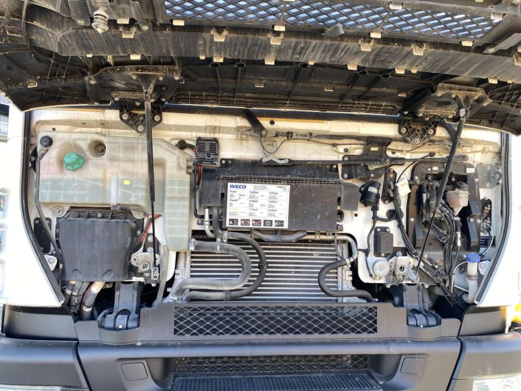 Iveco 310 EEV Photo 16