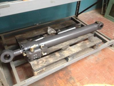 Penetration piston for Volvo ECR145C sold by Carmi Spa Oleomeccanica