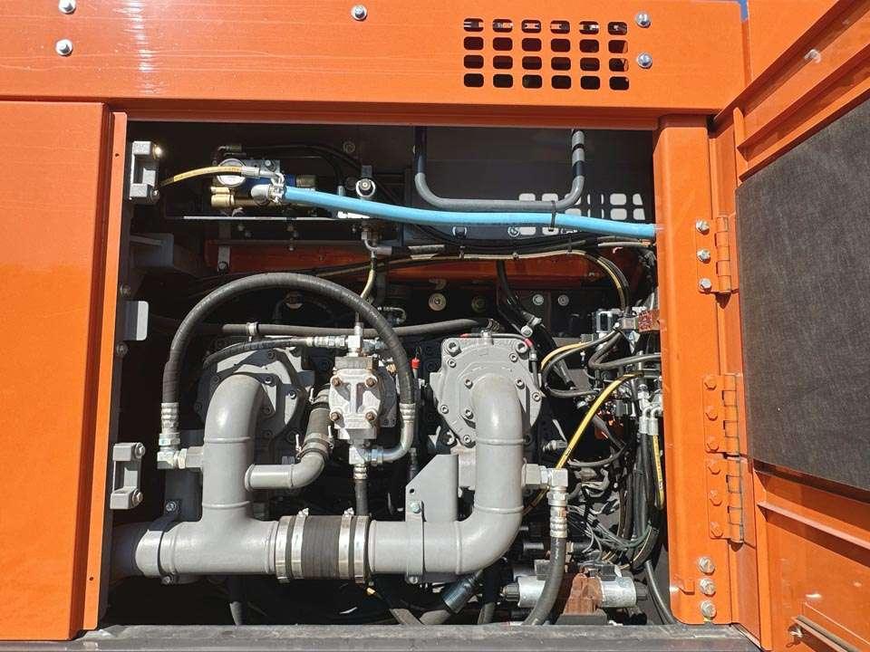 Hitachi KMC750S-7 Photo 8