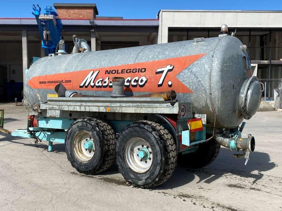 Vaia MB 141 Photo 3