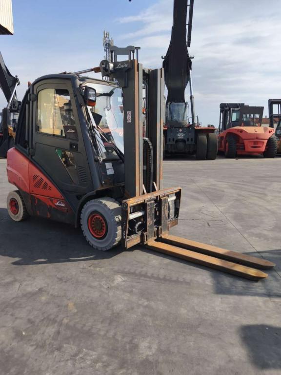 Linde H35D-02 Photo 2