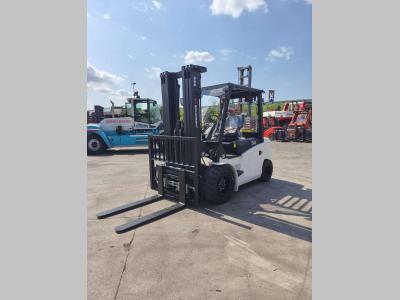 EP Equipment CPD50L1 sold by Uni.Trucks Srl