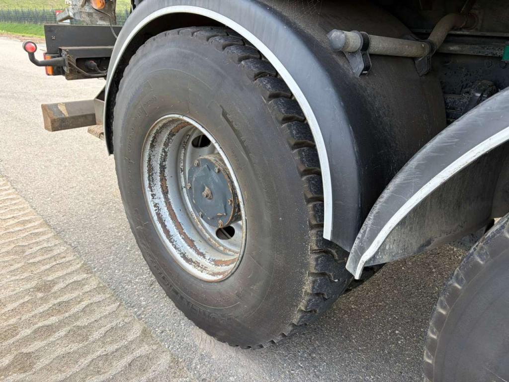 Iveco 330 6x4 Photo 22