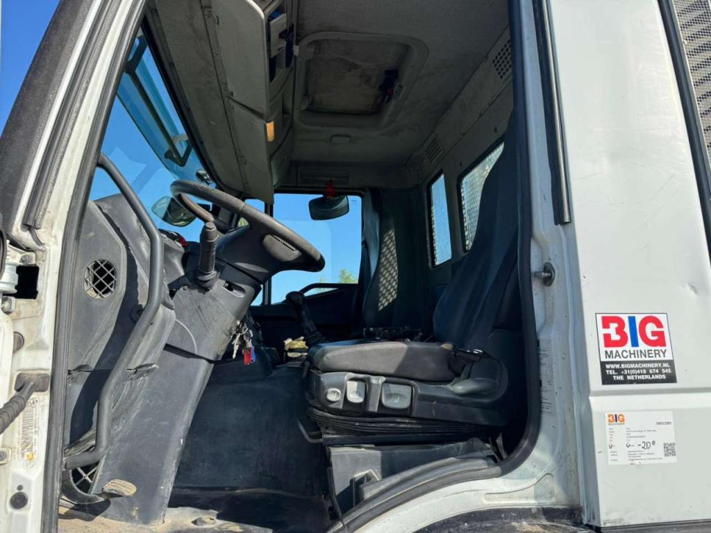 Iveco 330 6x4 Photo 30