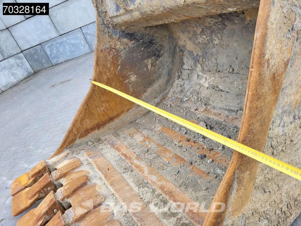 Liebherr R926 LC R926 LC Photo 23