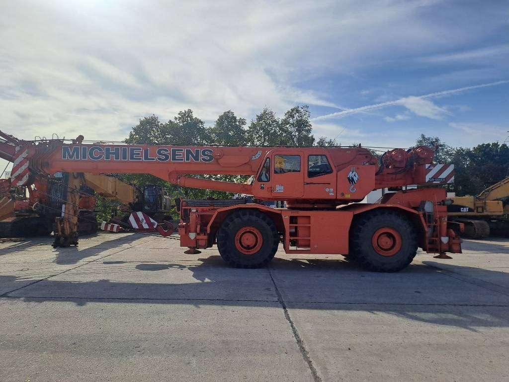 Tadano GR550EX (+ JIB 17m) Photo 2