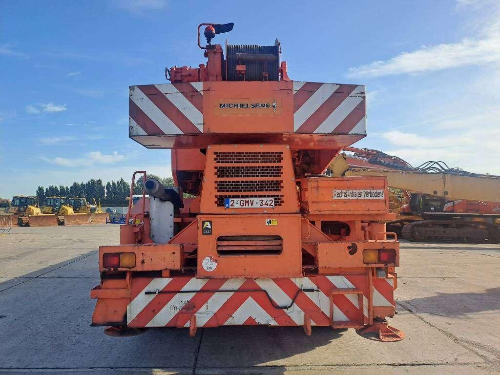 Tadano GR550EX (+ JIB 17m) Photo 3