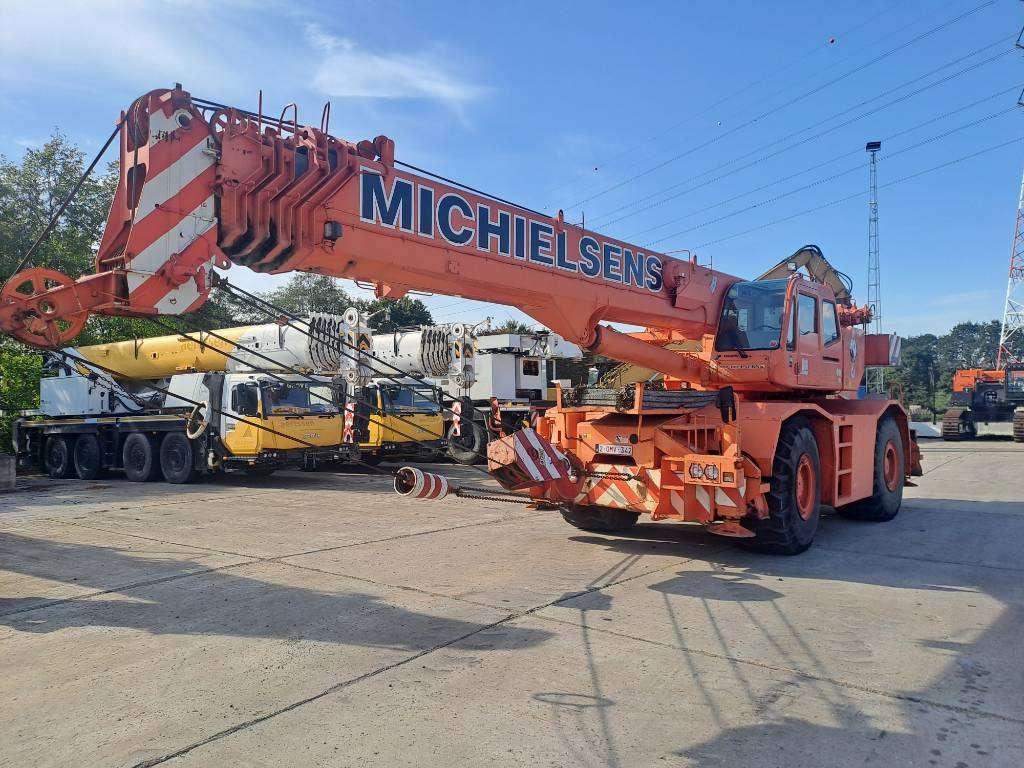 Tadano GR550EX (+ JIB 17m) Photo 7