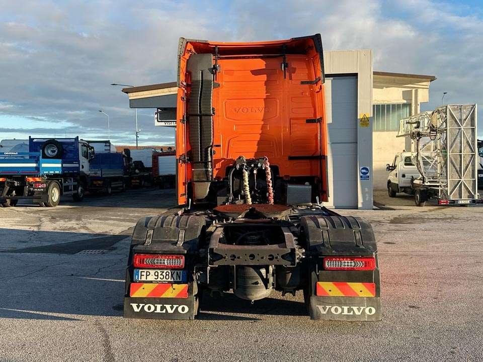 Volvo FH 540 42T 4x2 Photo 26