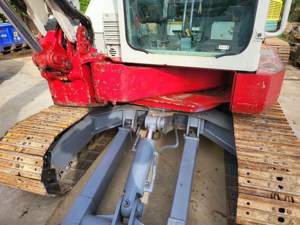 Takeuchi TB 153 FR Photo 5
