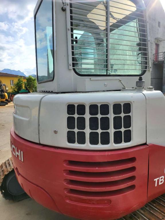 Takeuchi TB 153 FR Photo 8