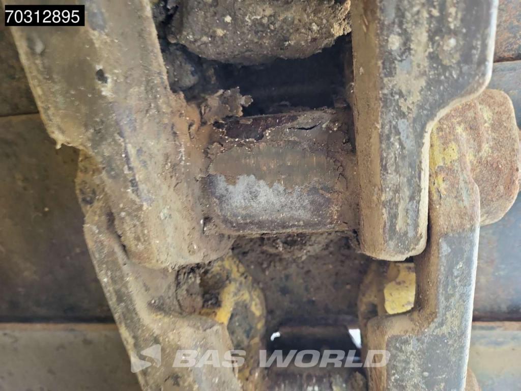 Komatsu D61 PX -24 Ripper Valve Photo 23