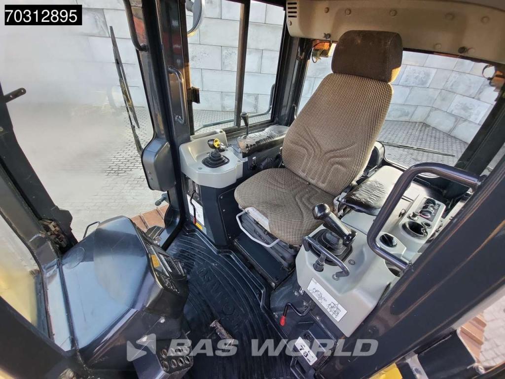 Komatsu D61 PX -24 Ripper Valve Photo 26