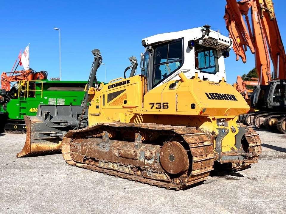 Liebherr 736 Photo 3