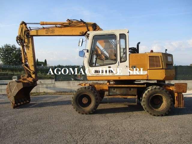 Liebherr 312 Photo 3