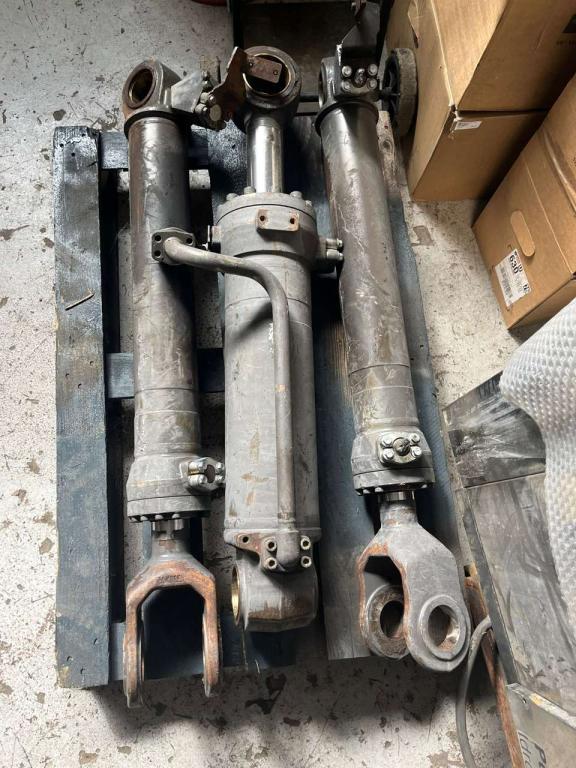 Volvo Braccio, Pistoni, Attacco rapido, Assale for Volvo L60H Photo 1