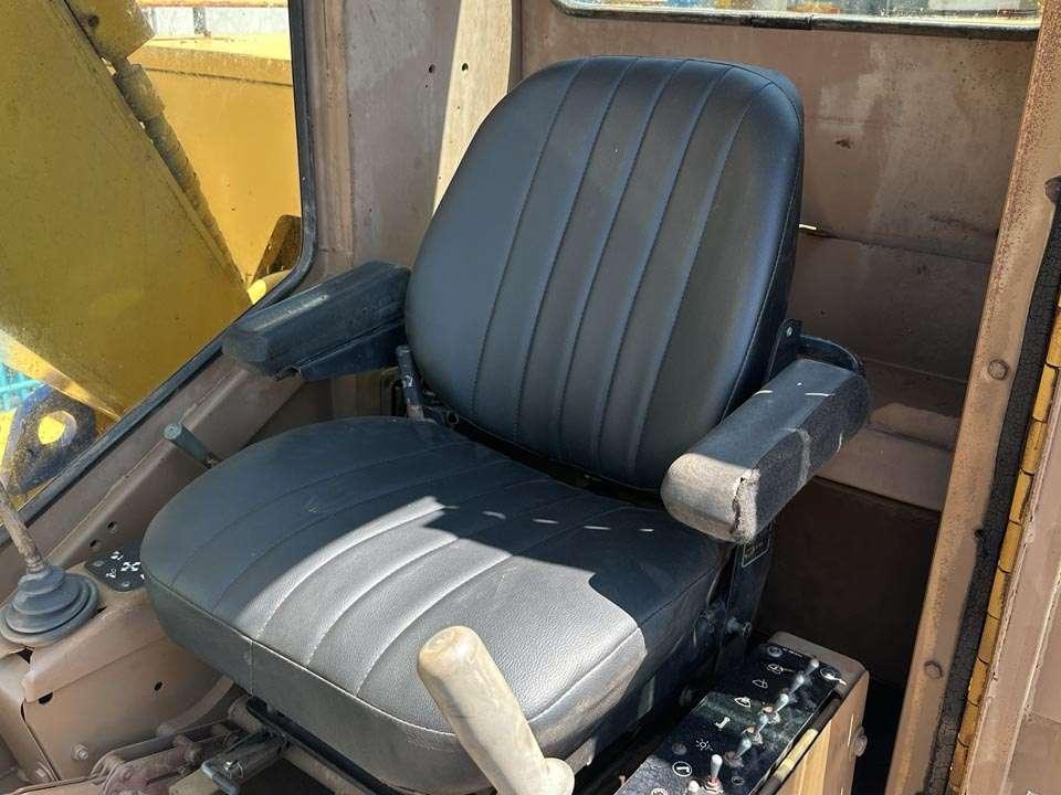 Caterpillar 215B LC Photo 13