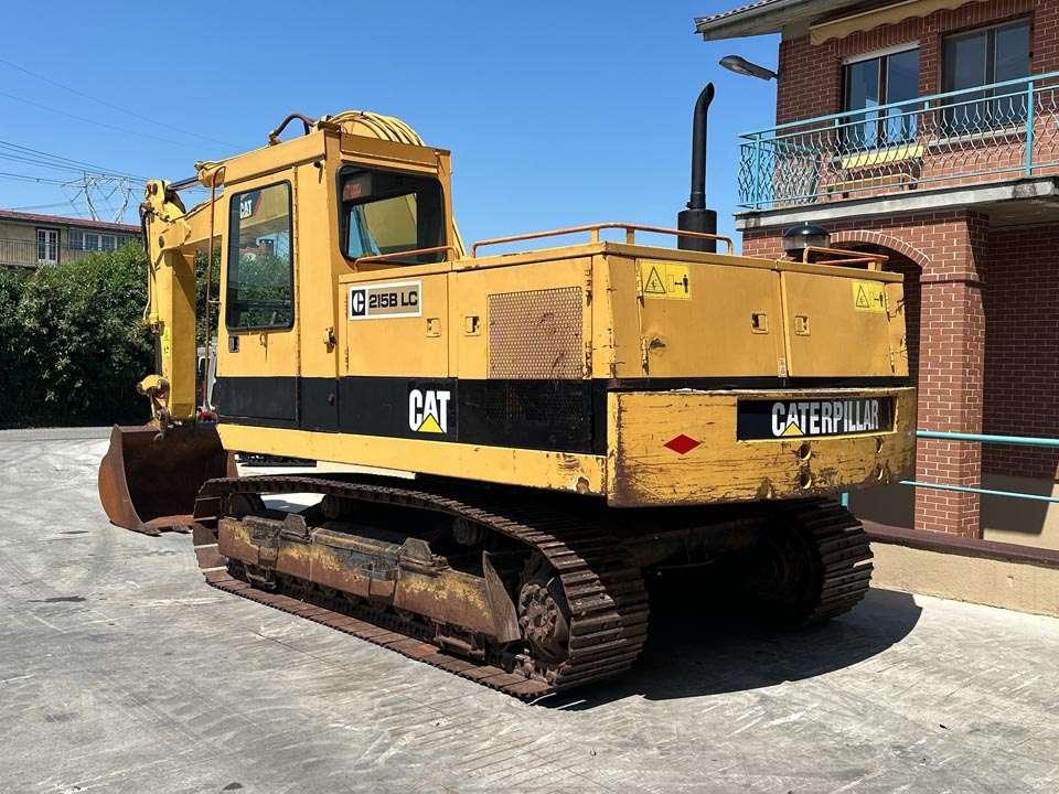 Caterpillar 215B LC Photo 3