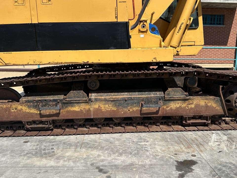 Caterpillar 215B LC Photo 7