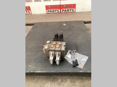 Hydraulic distributor sold by Massucco T. Srl Area Ricambi
