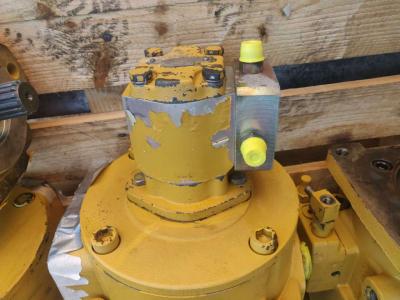 Gear pump for Caterpillar 5080 sold by CERVETTI TRACTOR Srl