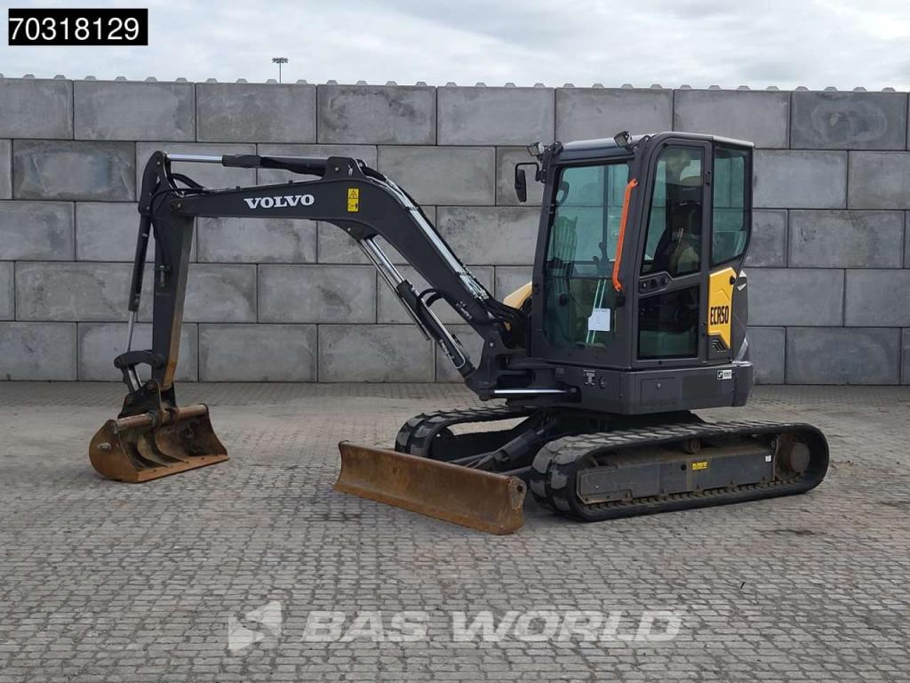 Volvo ECR50 F A/C - 3 Buckets Photo 2