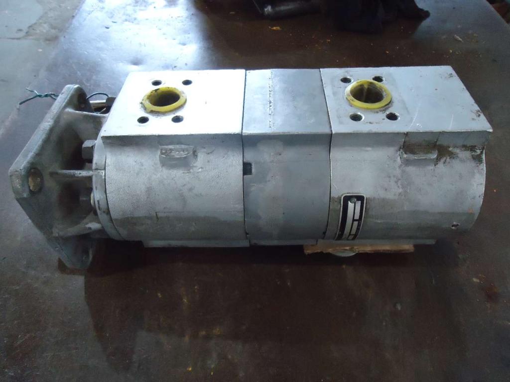 Hydraulic pump for Fiat Allis FR35 - codice 73070425 Photo 1