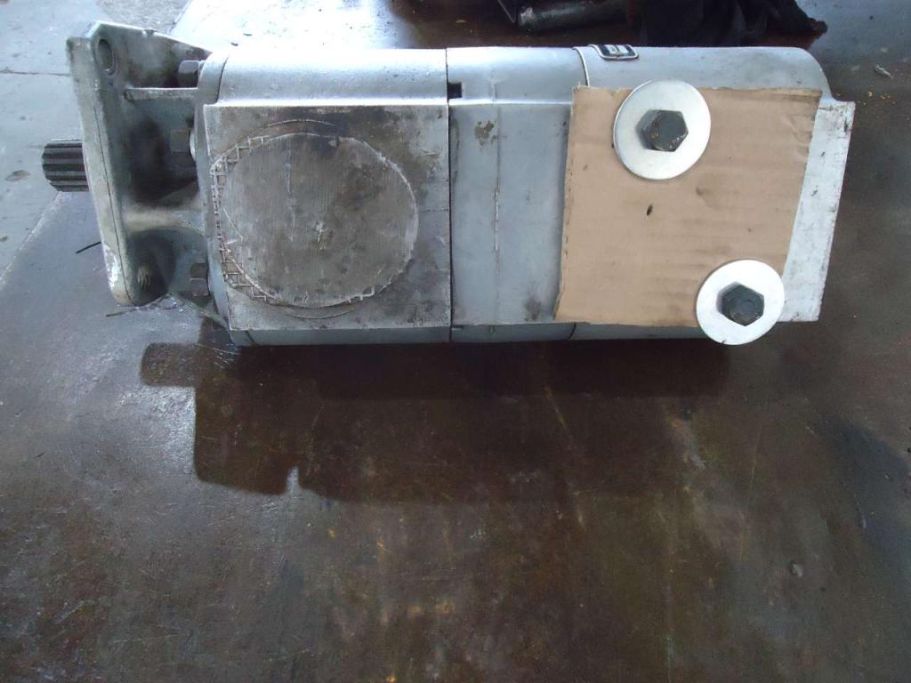 Hydraulic pump for Fiat Allis FR35 - codice 73070425 Photo 2