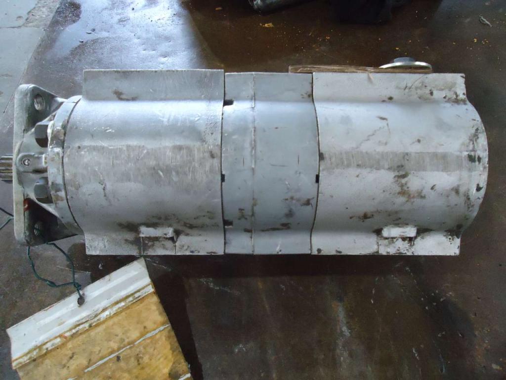 Hydraulic pump for Fiat Allis FR35 - codice 73070425 Photo 3