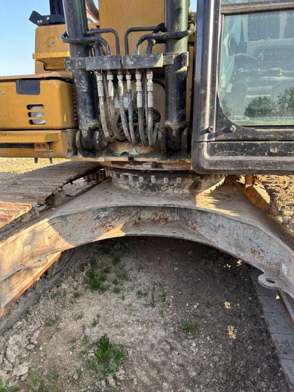 Caterpillar 323FLN Photo 12