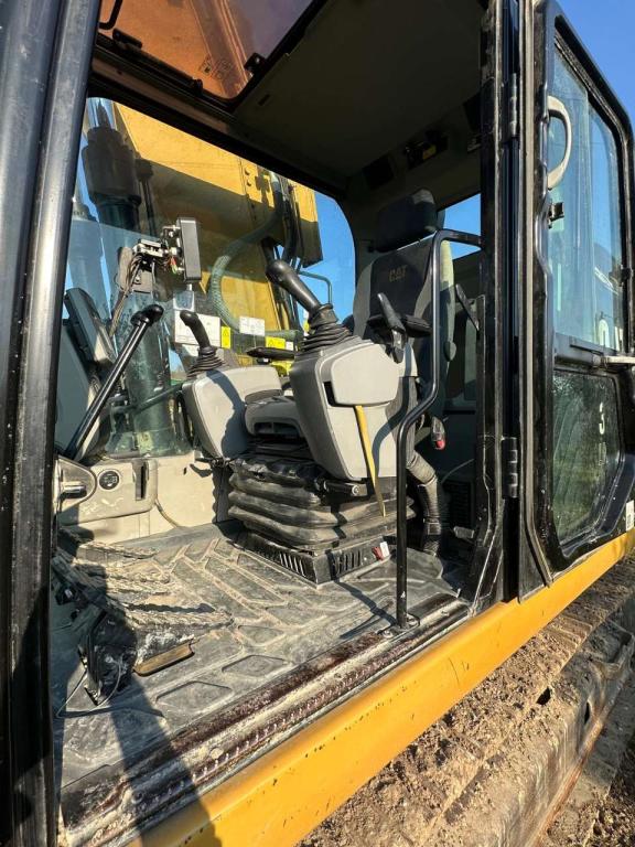 Caterpillar 323FLN Photo 7