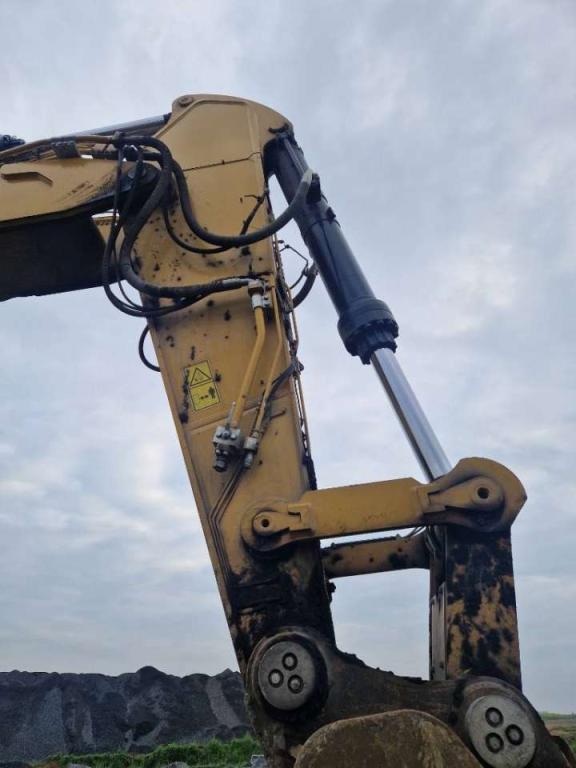 Caterpillar 395 Photo 10