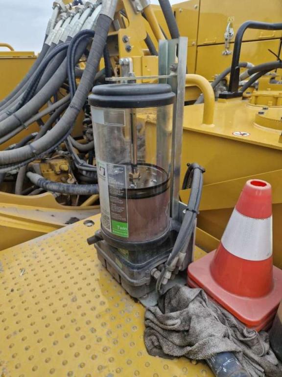 Caterpillar 395 Photo 17