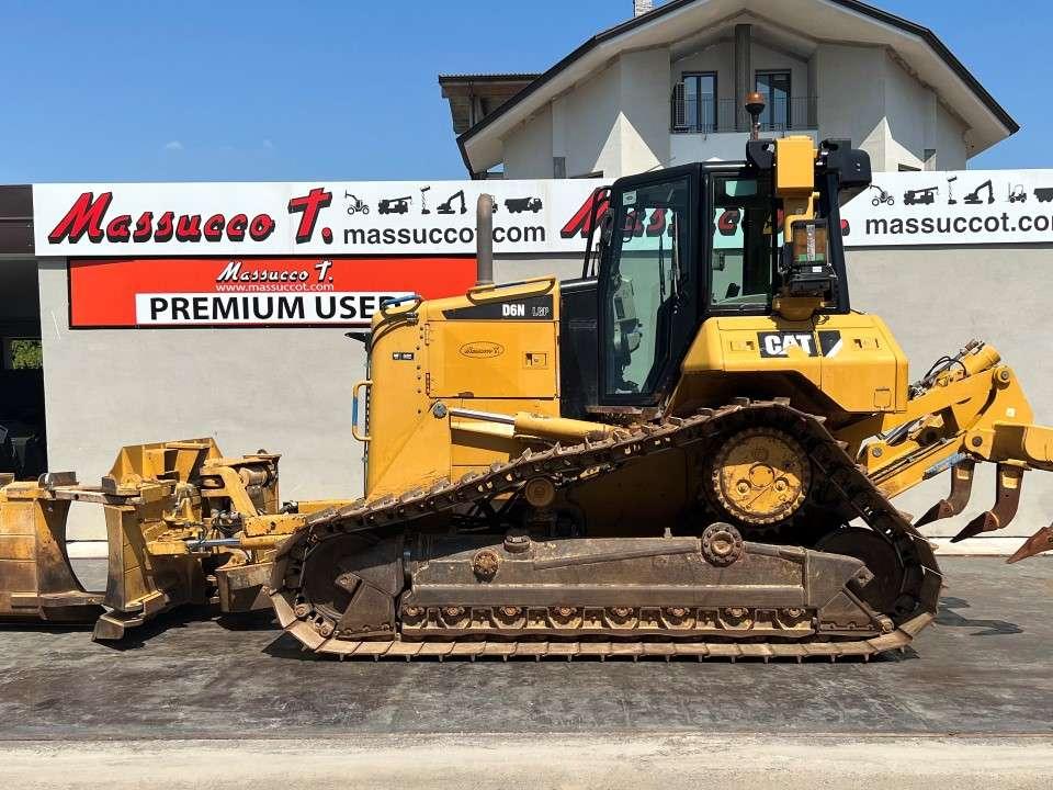 Caterpillar D6N LGP Photo 2