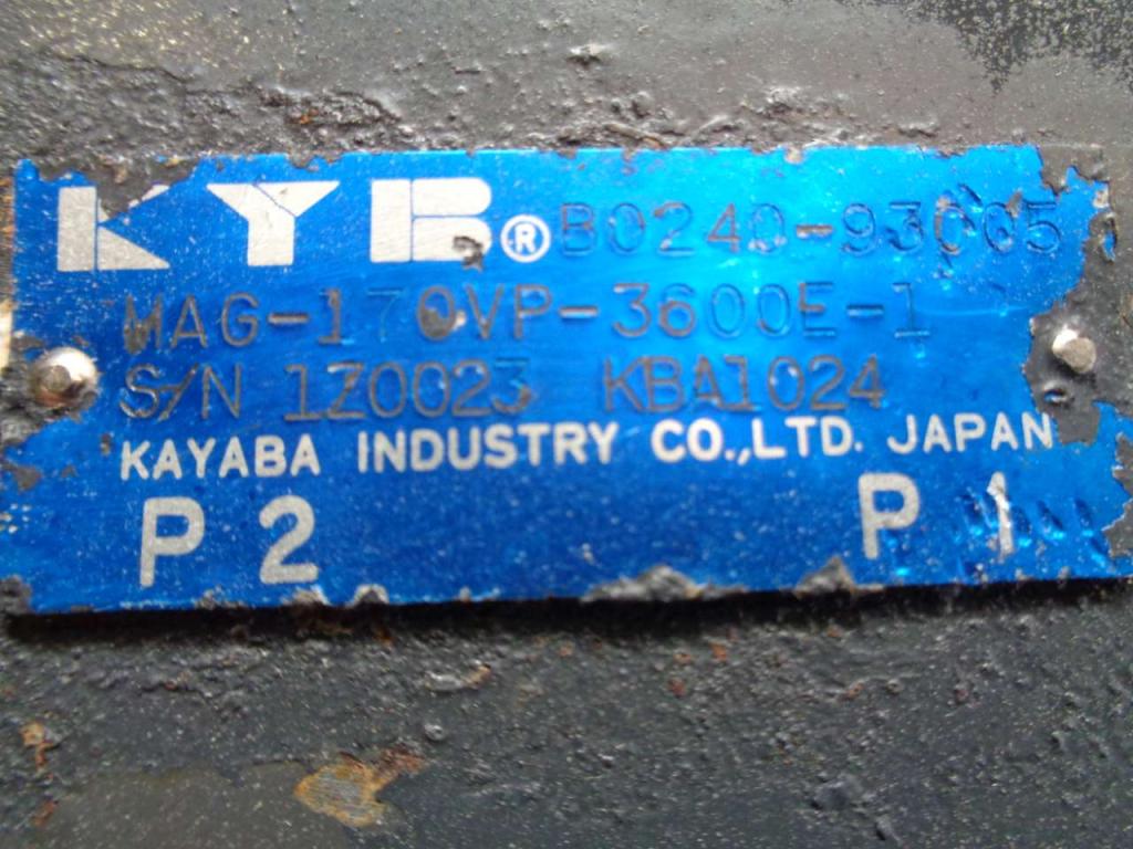 Track motor for Case Cx 240 Photo 2