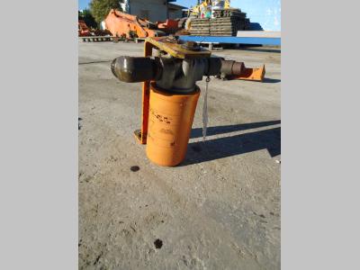 Transmission filter bracket for Fiat Hitachi FR220 sold by OLM 90 Srl