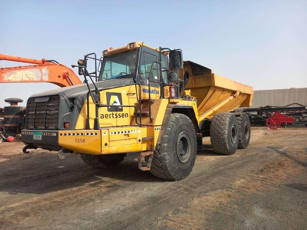 Komatsu HM400-3R (4pcs available for sale in Abu Dhabi) Photo 10