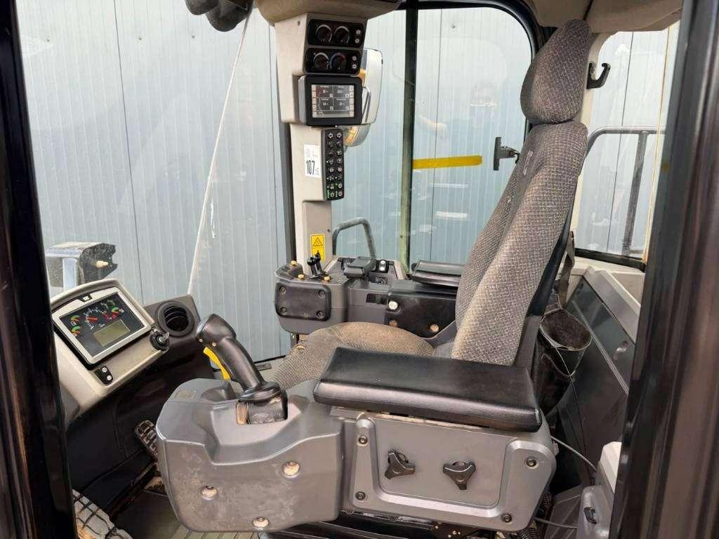 Caterpillar 950M Photo 25