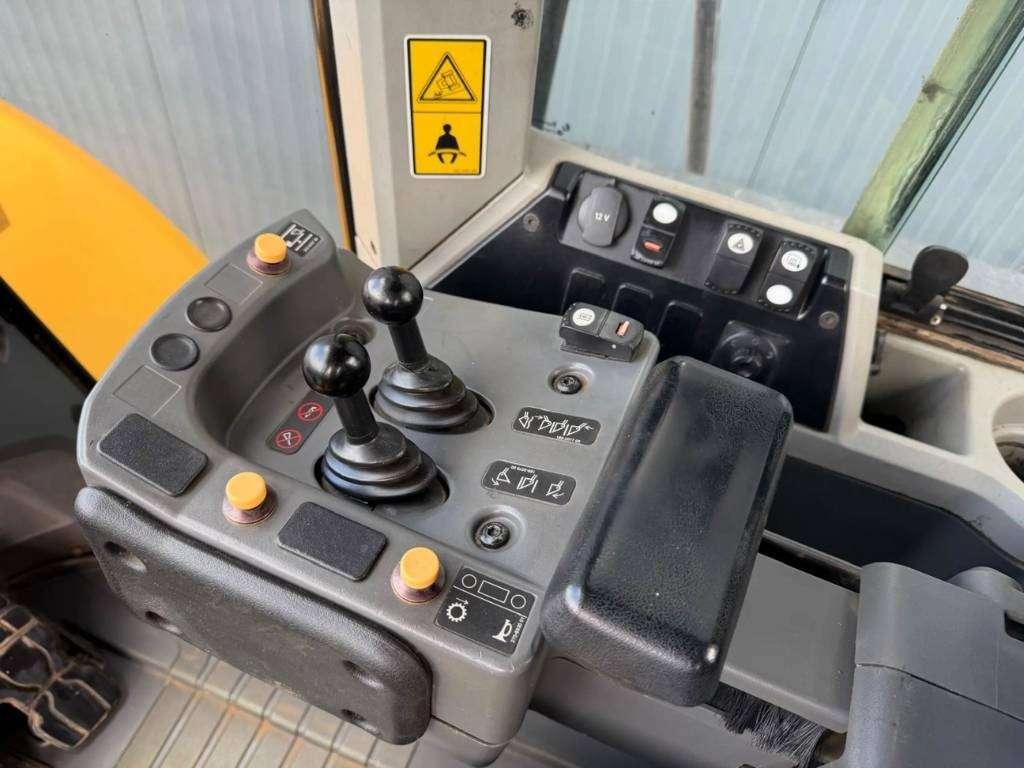Caterpillar 950M Photo 28
