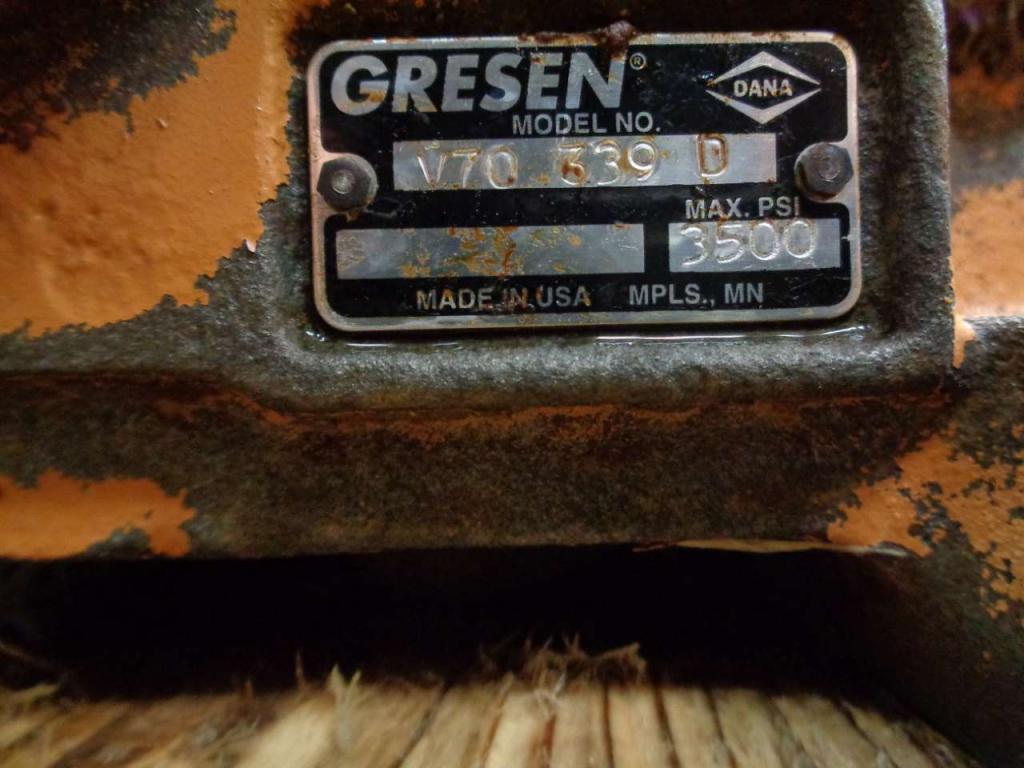 Hydraulic distributor for Case 821 C Photo 3