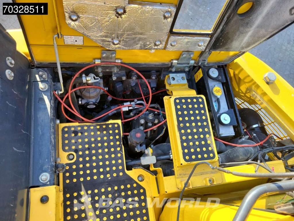 Komatsu PC138 US-11 Photo 17